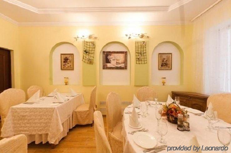 Hotel Vesta Брест Ресторан фото