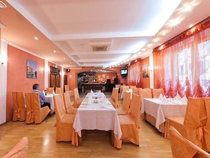 Hotel Vesta Брест Екстер'єр фото