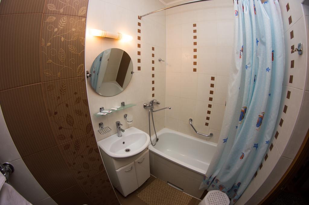 Hotel Vesta Брест Екстер'єр фото
