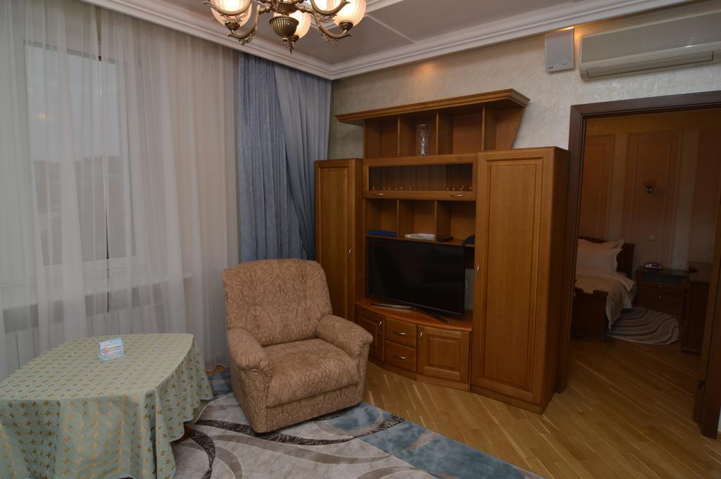 Hotel Vesta Брест Екстер'єр фото